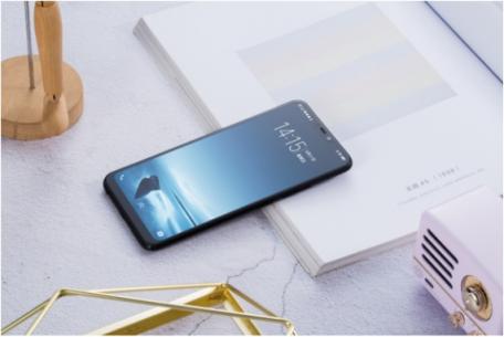 vivo Y81s圖賞：全新全面屏＋AI攝影，顏值與實力兼?zhèn)?/></p>              	<p style=