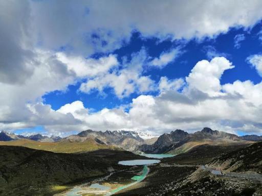 云上之巔，終遇雪山，麥芒在路上：香格里拉環(huán)線騎行