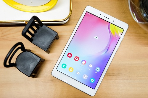 8吋屏幕+5100mAh 三星Galaxy Tab A（2019，8.0英寸）方便全家使用