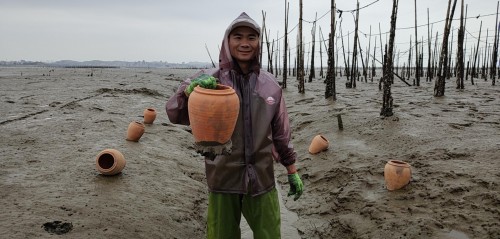 西瓜視頻創(chuàng)作者漁人阿烽直播帶貨助農(nóng)??銷售額超100萬元