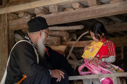 云端家長會(huì)，給佤山留守兒童的特殊六一禮物