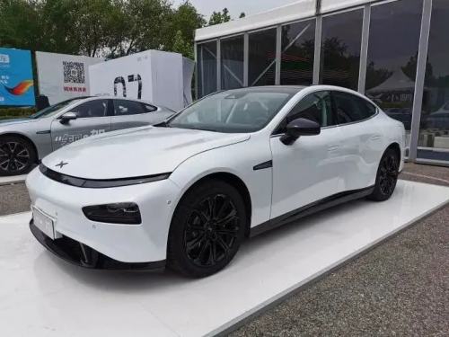 小鵬P7與特斯拉model3試駕評測 驚喜不斷