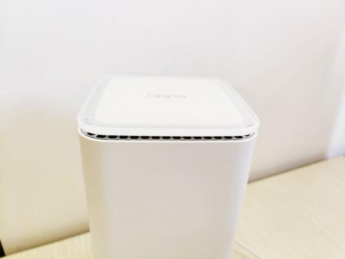 【集微拆評(píng)】OPPO 5G CPE T1評(píng)測(cè)：5G轉(zhuǎn)Wi-Fi，一張卡搞定多設(shè)備