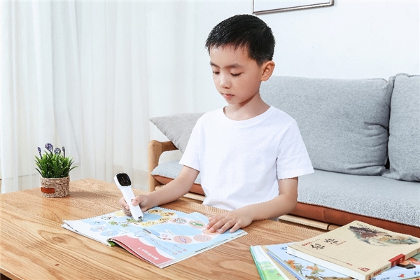 幼小銜接怎么做？阿爾法蛋詞典筆Q3開(kāi)啟孩子認(rèn)知新方式