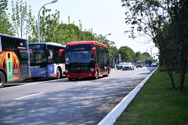 安徽首條智能網(wǎng)聯(lián)5G線路開(kāi)通 安凱無(wú)人駕駛客車投入開(kāi)放道路運(yùn)行！