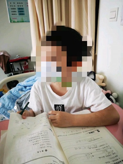 7歲孩男童身患重病擊，輕松籌上匯聚愛心幫助他重新看到希望