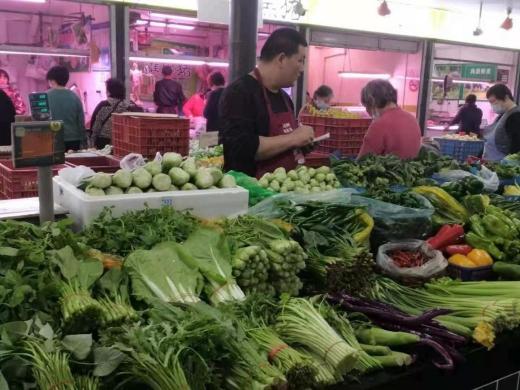 數(shù)字化的菜市場長什么樣？攤主胡楊飛：菜市場的熱鬧又回來了