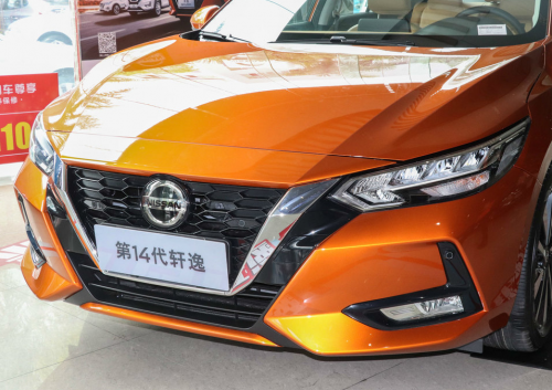 15萬左右的緊湊型車 14代日產(chǎn)軒逸 VS斯柯達(dá)明銳pro，結(jié)果如何？