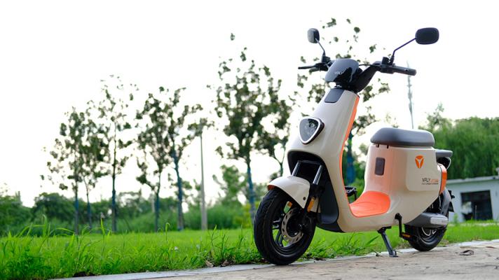 雅迪電動車VFLY L100 MAX電動車評測：高顏值、高性能的高端騎行體驗