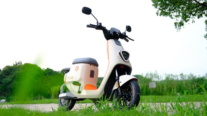 雅迪電動車VFLY L100 MAX電動車評測：高顏值、高性能的高端騎行體驗