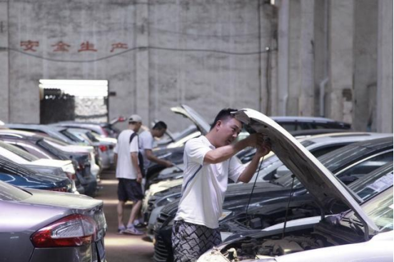 從車市到親戚再到瓜子二手車，坎坷的買車之路