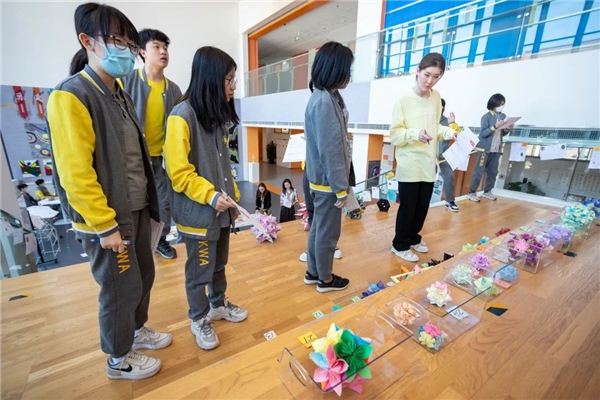 在國際圓周率日，朝陽凱文用幾何之圖展現(xiàn)數(shù)學(xué)之美