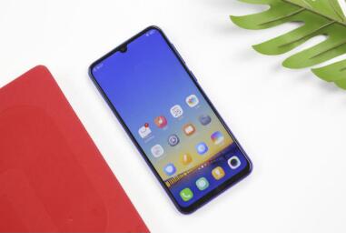 vivo Z3i 標(biāo)準(zhǔn)版全面評測：水滴屏幕彰顯時尚，強(qiáng)勁配置帶來酣暢體驗