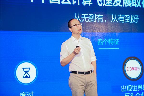 混合云向邊緣延伸！ZStack Mini超融合和ZStack CMP重磅發(fā)布！