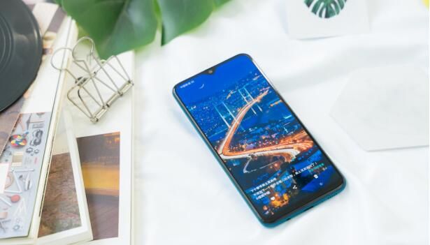 告別低電量恐懼癥 三星Galaxy A40s 助你暢玩無(wú)憂(yōu)