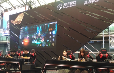 盛大陣容無(wú)處不在 華碩ROG電競(jìng)路由閃耀ChinaJoy2019