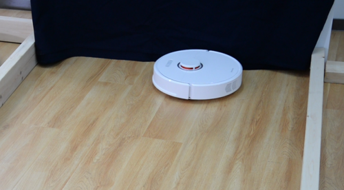 熱門掃地機(jī)對(duì)比橫評(píng) iRobot Roomba i7高端機(jī)到底好在哪