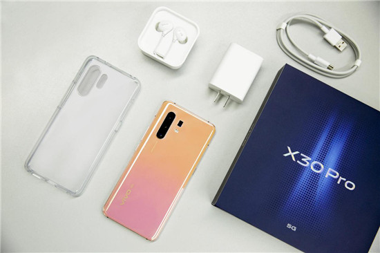 vivo X30 Pro開箱體驗！專業(yè)影像旗艦+高顏值外觀，滿足你眾多期望