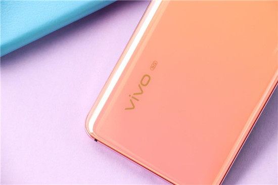 vivo X30 Pro開箱體驗！專業(yè)影像旗艦+高顏值外觀，滿足你眾多期望