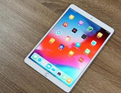 漲知識！給 iPhone 和 iPad 快充，充電器功率越大就越快嗎？